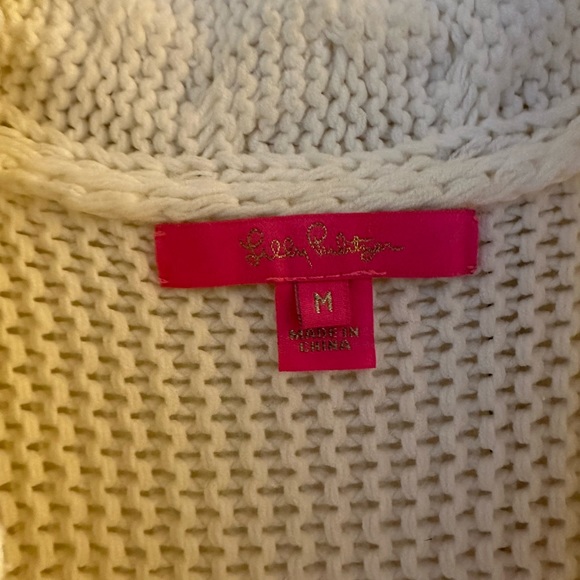 Lilly Pulitzer cream vest. - Picture 2 of 3